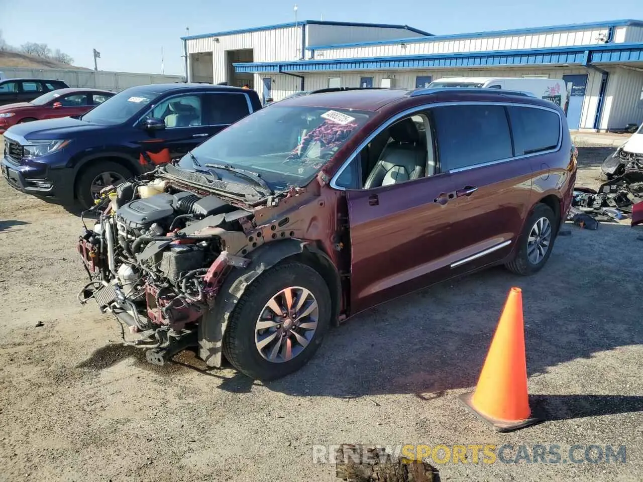 1 Photograph of a damaged car 2C4RC1EG9LR273295 CHRYSLER PACIFICA 2020