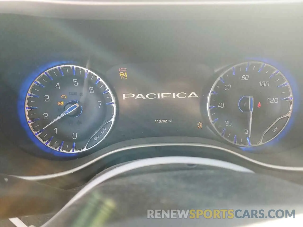9 Photograph of a damaged car 2C4RC1EG9LR273295 CHRYSLER PACIFICA 2020