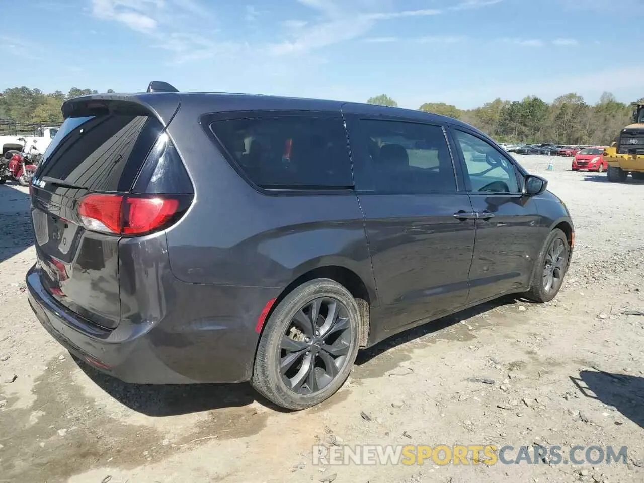 3 Photograph of a damaged car 2C4RC1FG0LR147289 CHRYSLER PACIFICA 2020