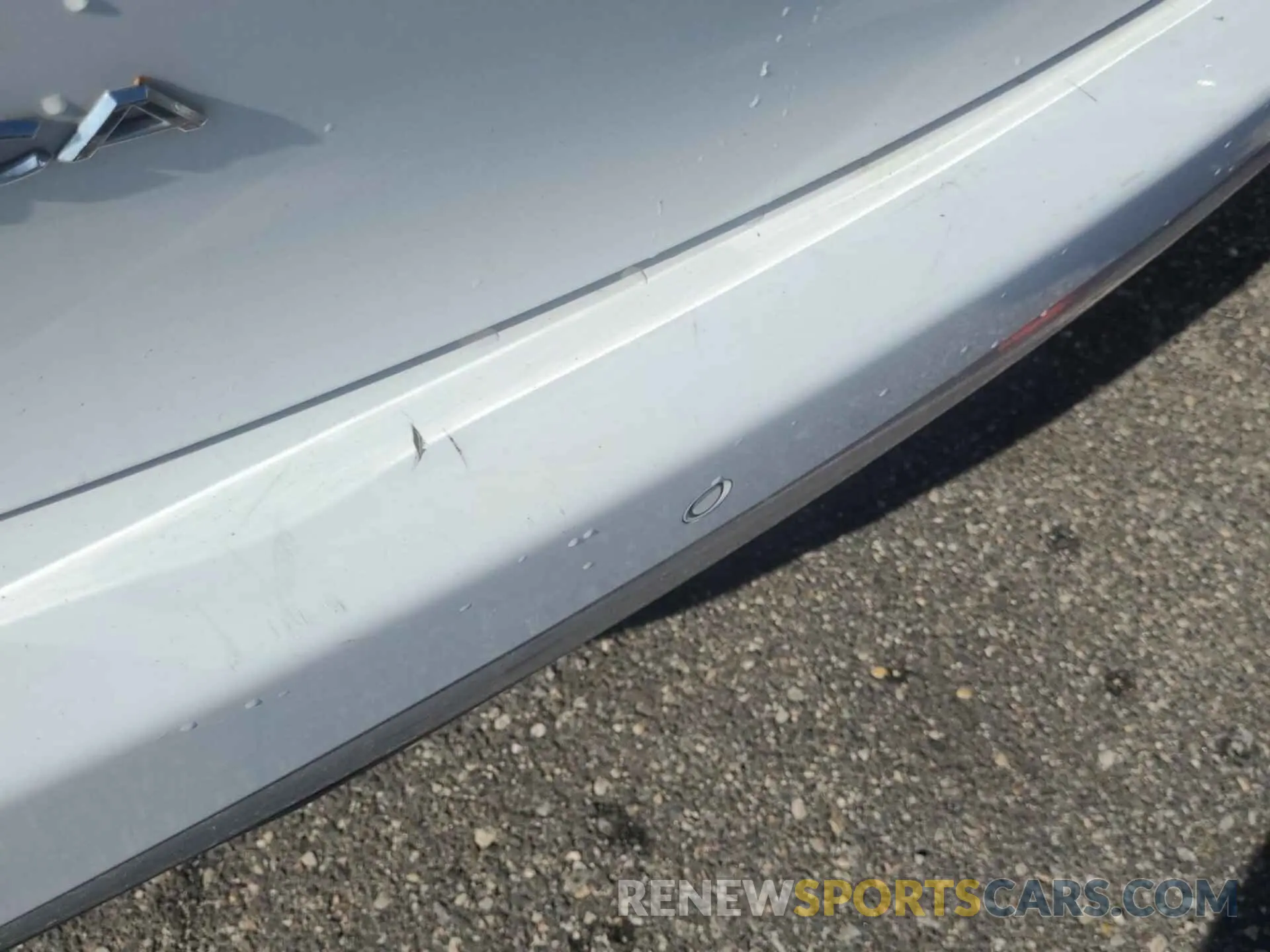 18 Photograph of a damaged car 2C4RC1FG1LR139623 CHRYSLER PACIFICA 2020