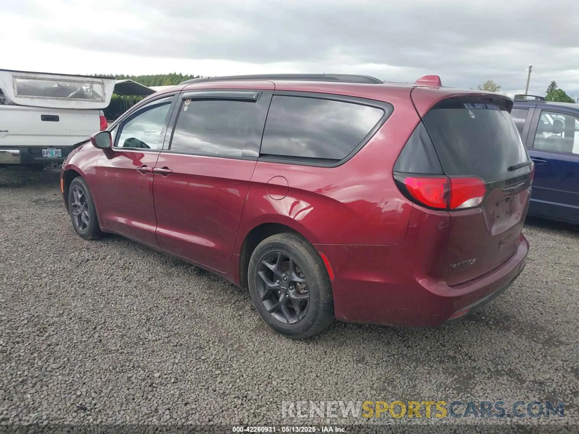 3 Photograph of a damaged car 2C4RC1FG6LR142887 CHRYSLER PACIFICA 2020