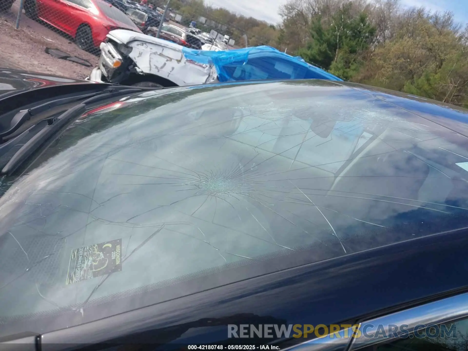 17 Photograph of a damaged car 2C4RC1FG6LR205129 CHRYSLER PACIFICA 2020