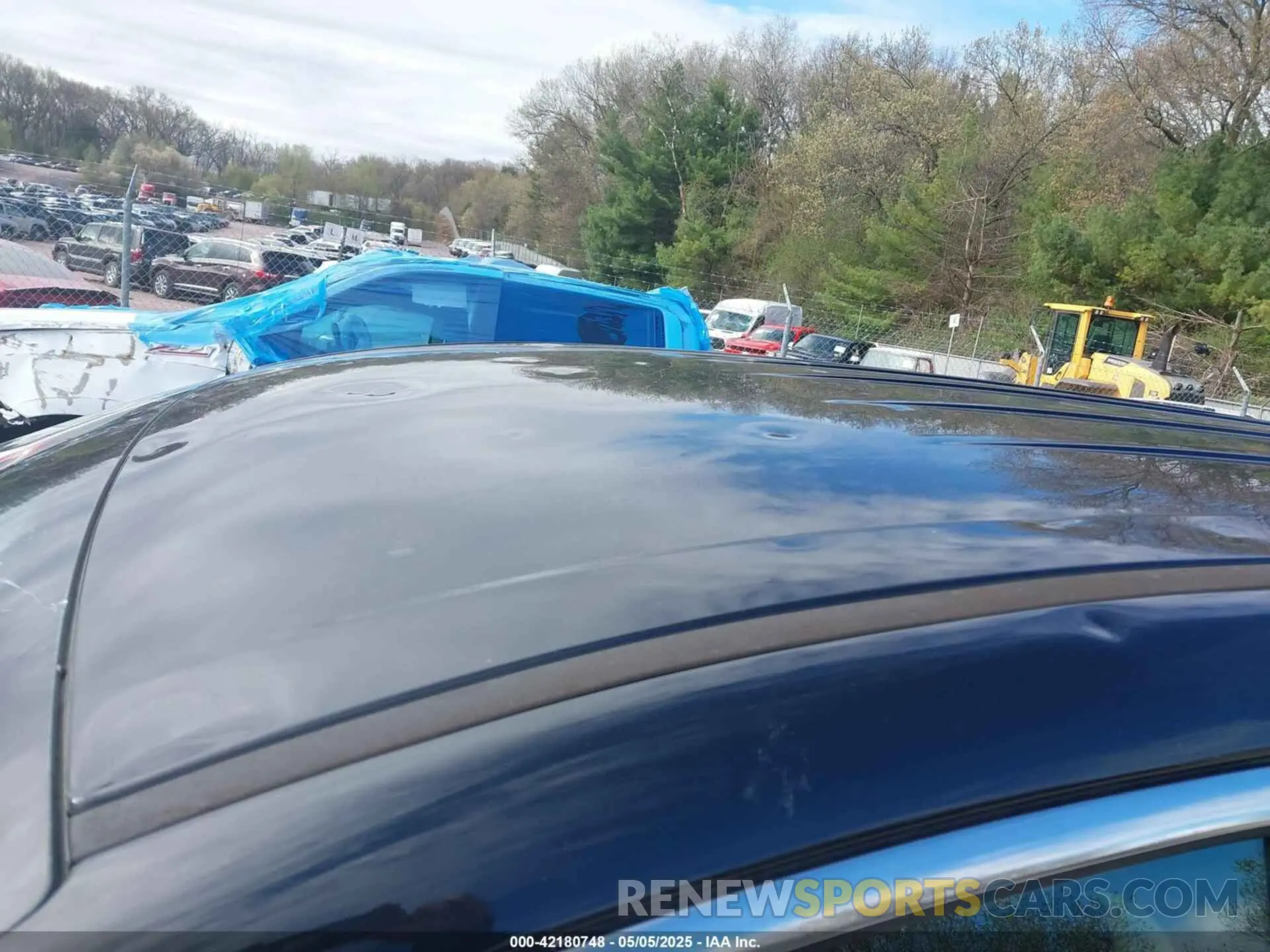 18 Photograph of a damaged car 2C4RC1FG6LR205129 CHRYSLER PACIFICA 2020