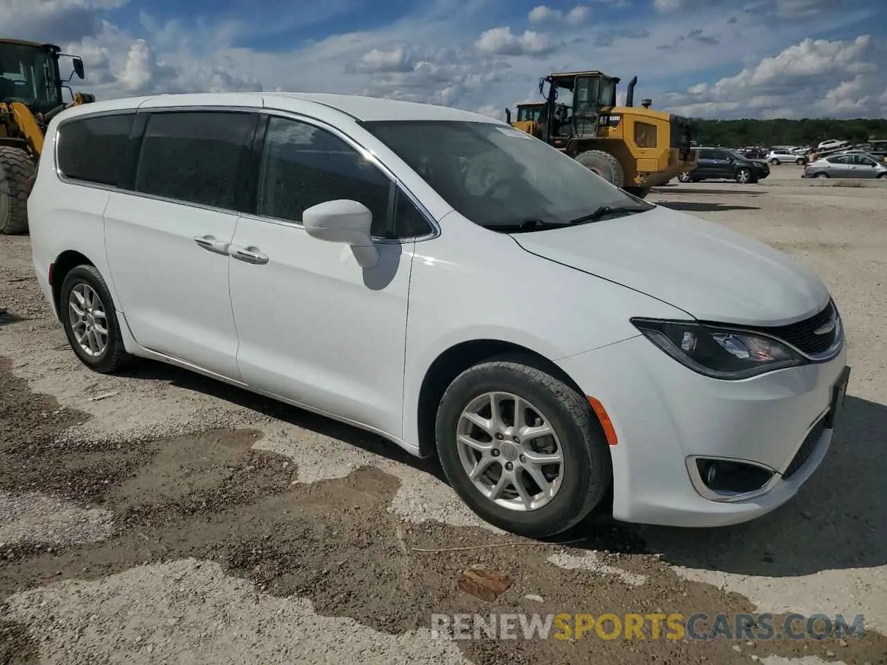 4 Photograph of a damaged car 2C4RC1FG7LR129873 CHRYSLER PACIFICA 2020