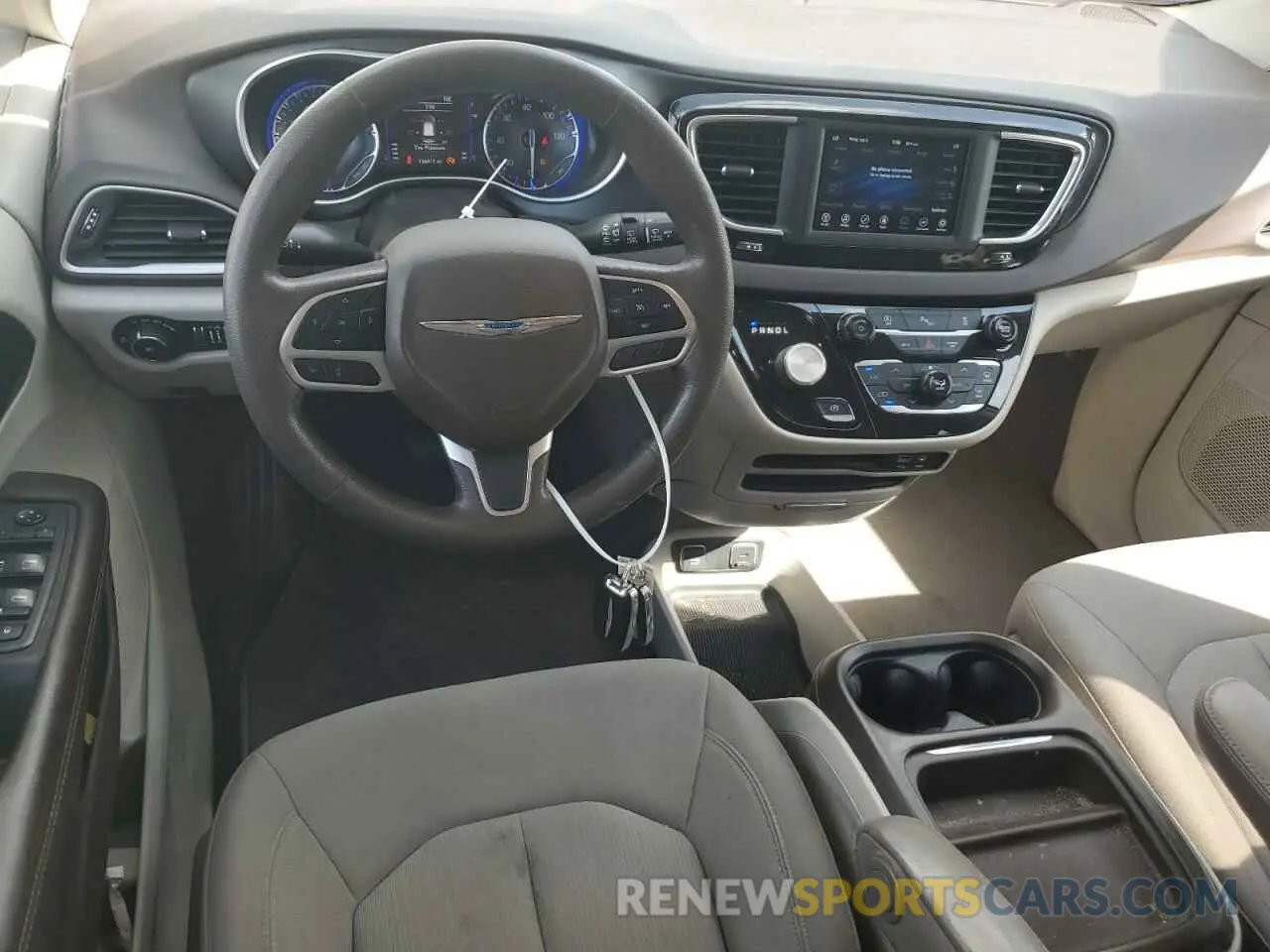 8 Photograph of a damaged car 2C4RC1FG7LR129873 CHRYSLER PACIFICA 2020