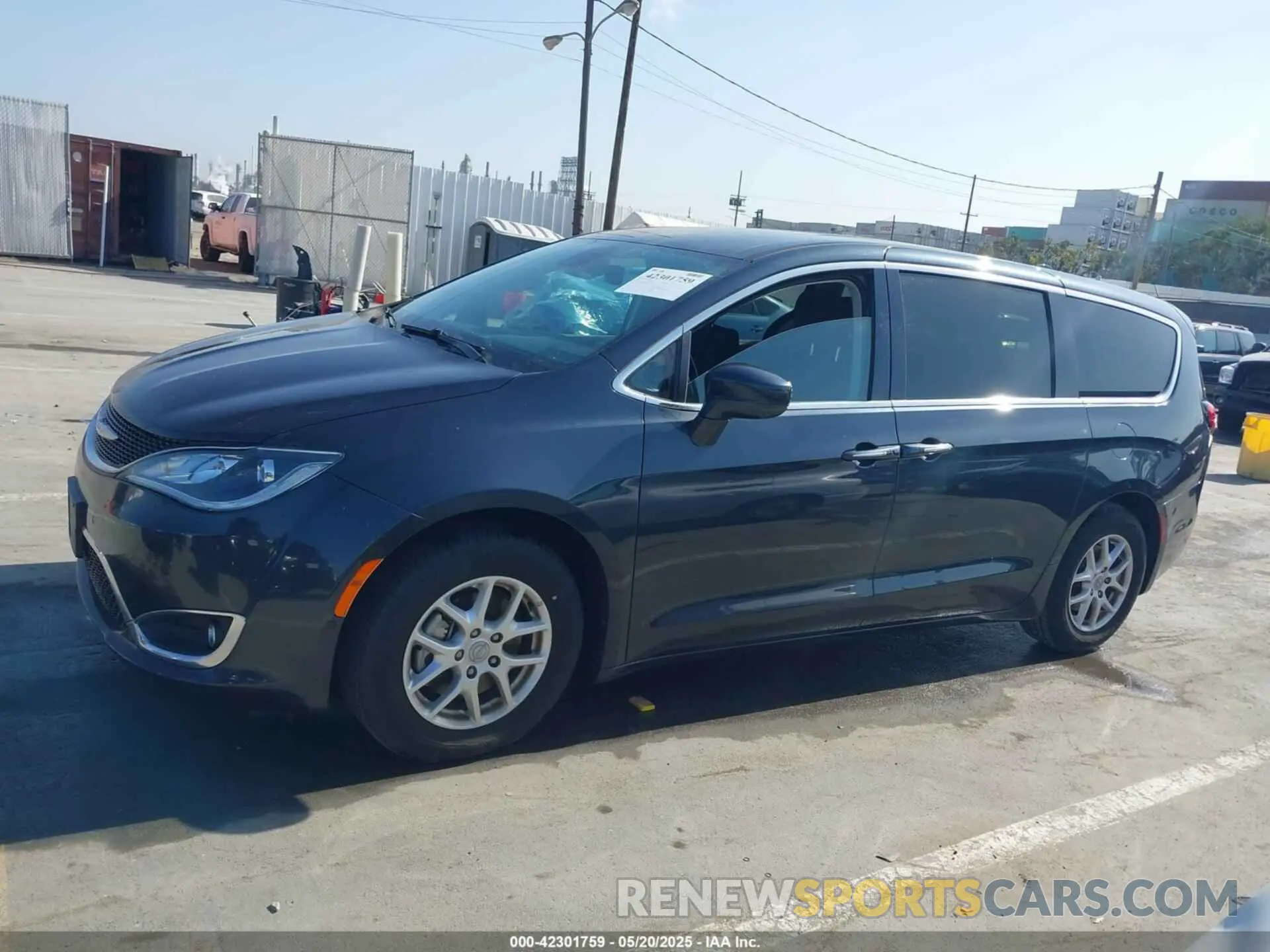 14 Photograph of a damaged car 2C4RC1FG7LR222666 CHRYSLER PACIFICA 2020