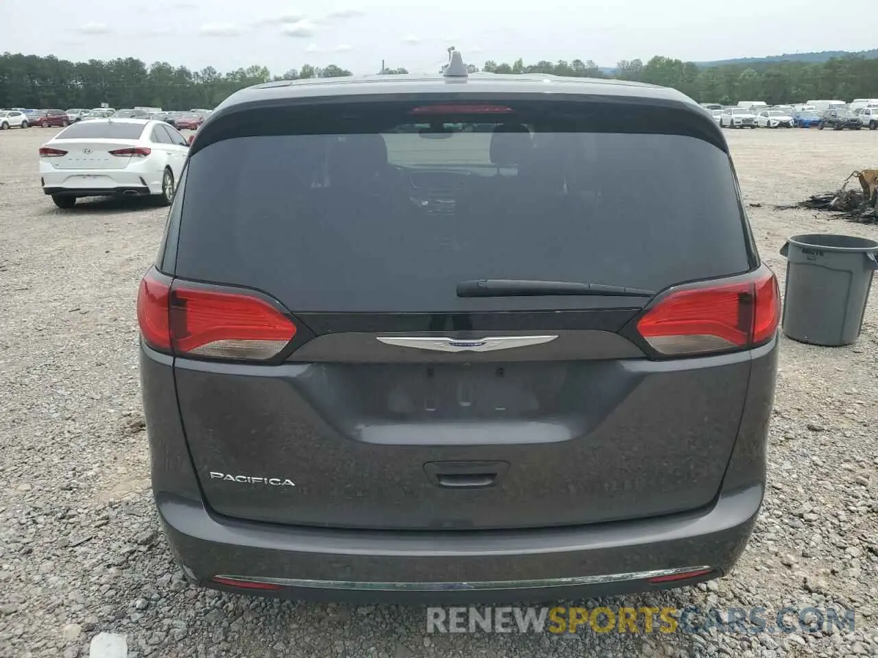 6 Photograph of a damaged car 2C4RC1FG8LR249200 CHRYSLER PACIFICA 2020