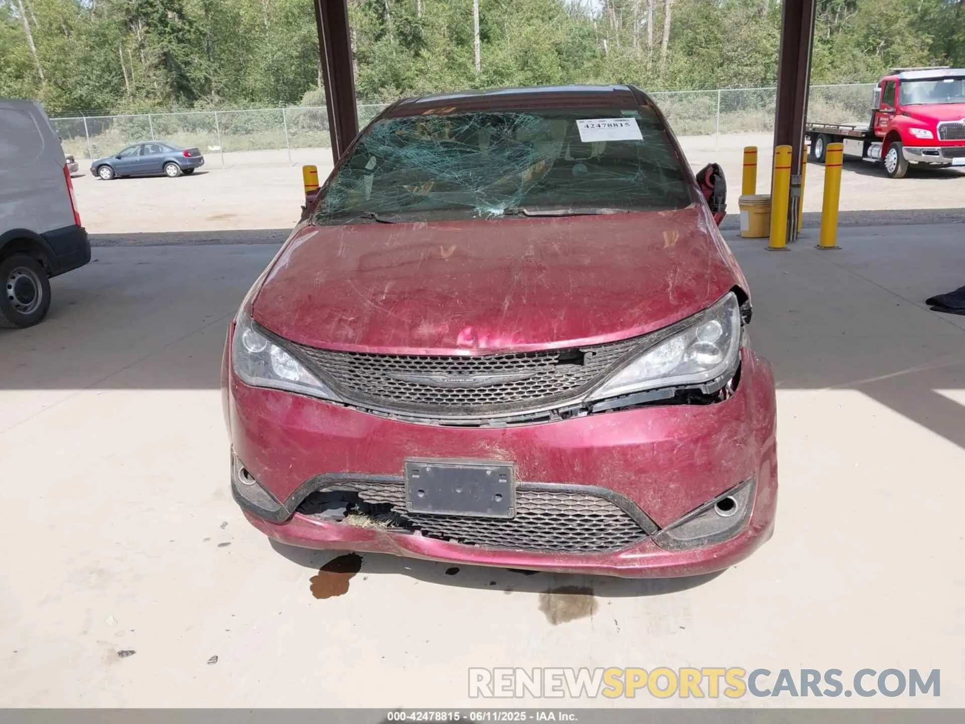 12 Photograph of a damaged car 2C4RC1FG9LR254678 CHRYSLER PACIFICA 2020