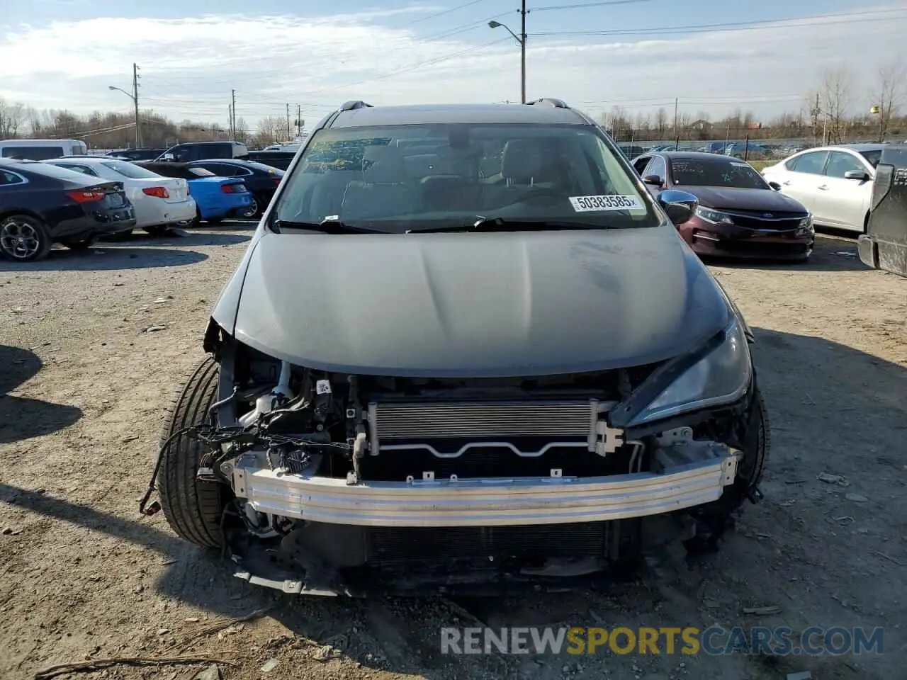 5 Photograph of a damaged car 2C4RC1GG0LR135304 CHRYSLER PACIFICA 2020