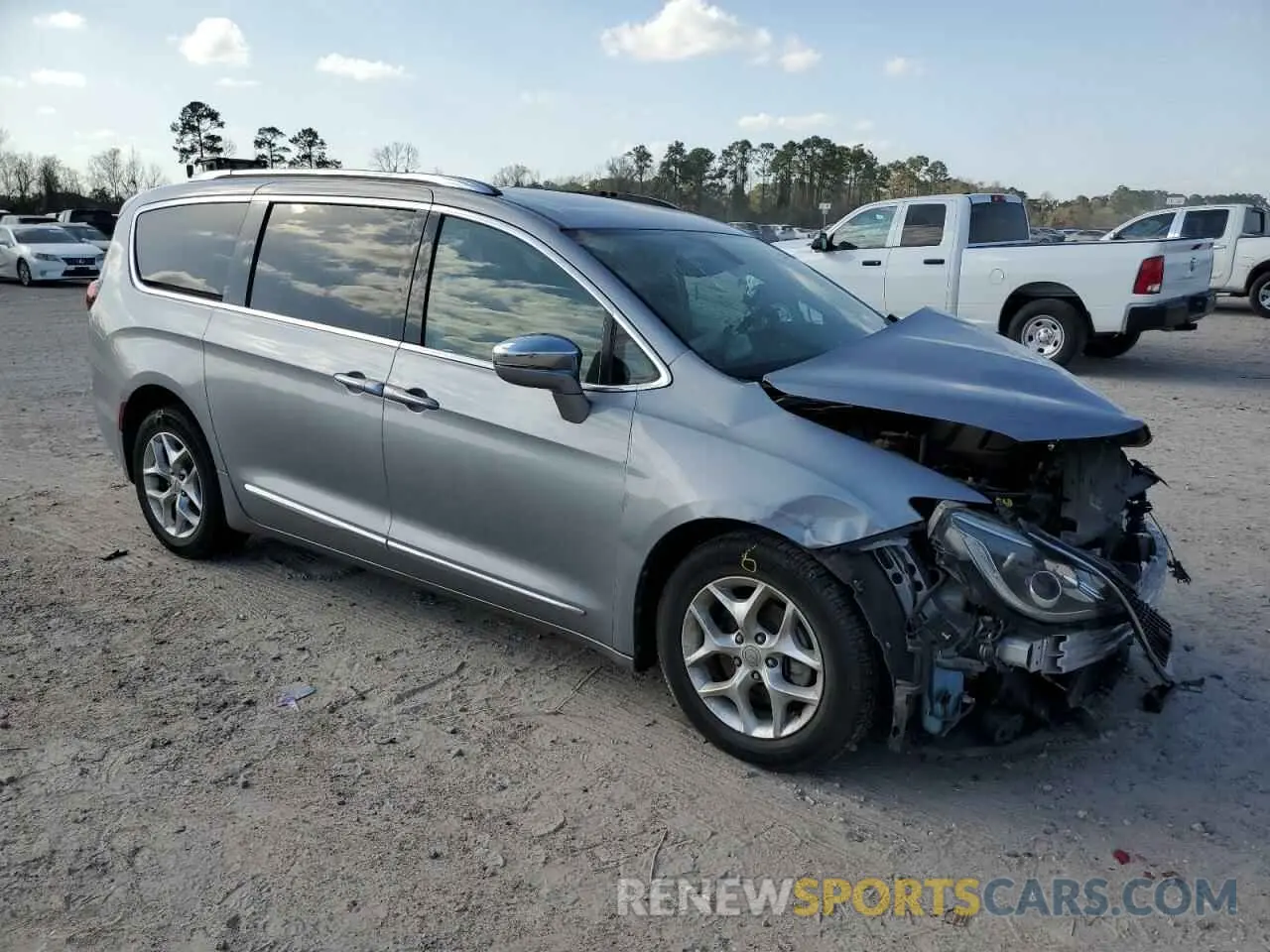 4 Photograph of a damaged car 2C4RC1GG0LR289575 CHRYSLER PACIFICA 2020