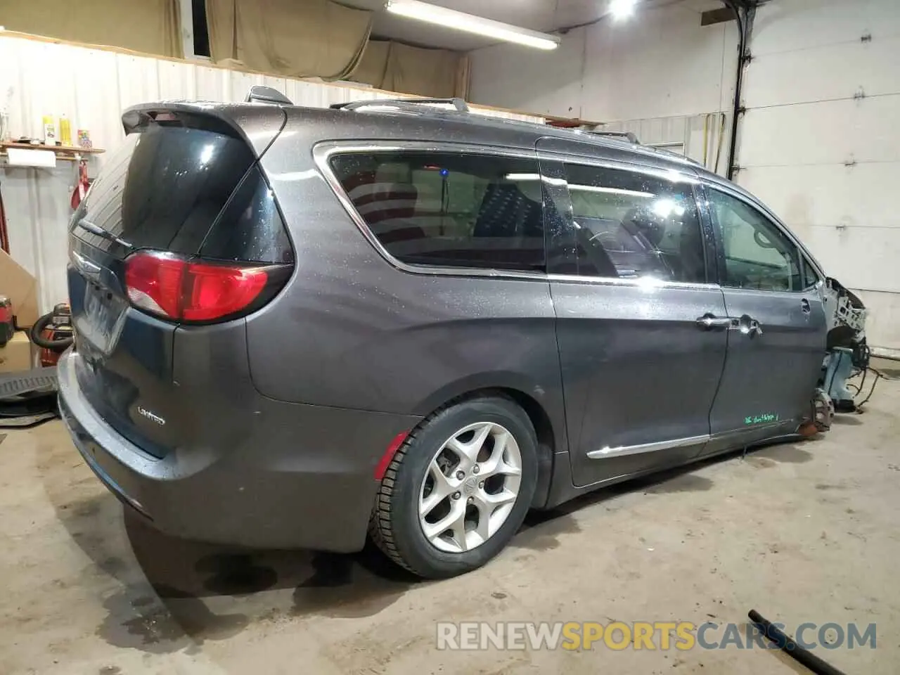 3 Photograph of a damaged car 2C4RC1GG1LR144058 CHRYSLER PACIFICA 2020