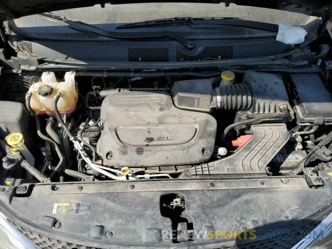 13 Photograph of a damaged car 2C4RC1GG1LR187041 CHRYSLER PACIFICA 2020