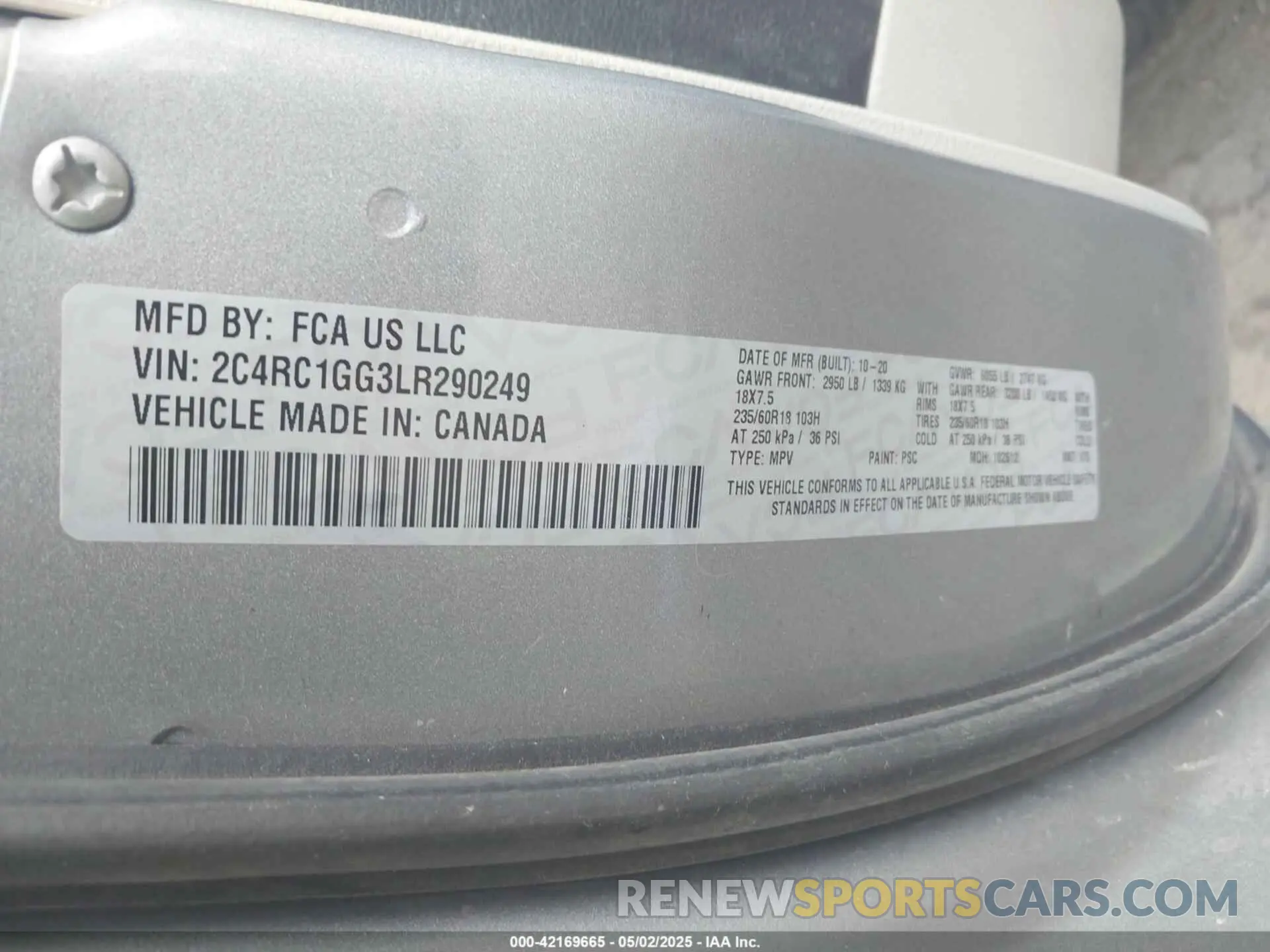9 Photograph of a damaged car 2C4RC1GG3LR290249 CHRYSLER PACIFICA 2020