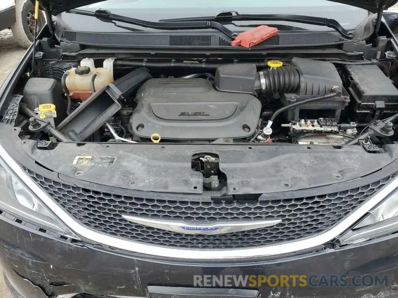 12 Photograph of a damaged car 2C4RC1GG5LR163048 CHRYSLER PACIFICA 2020