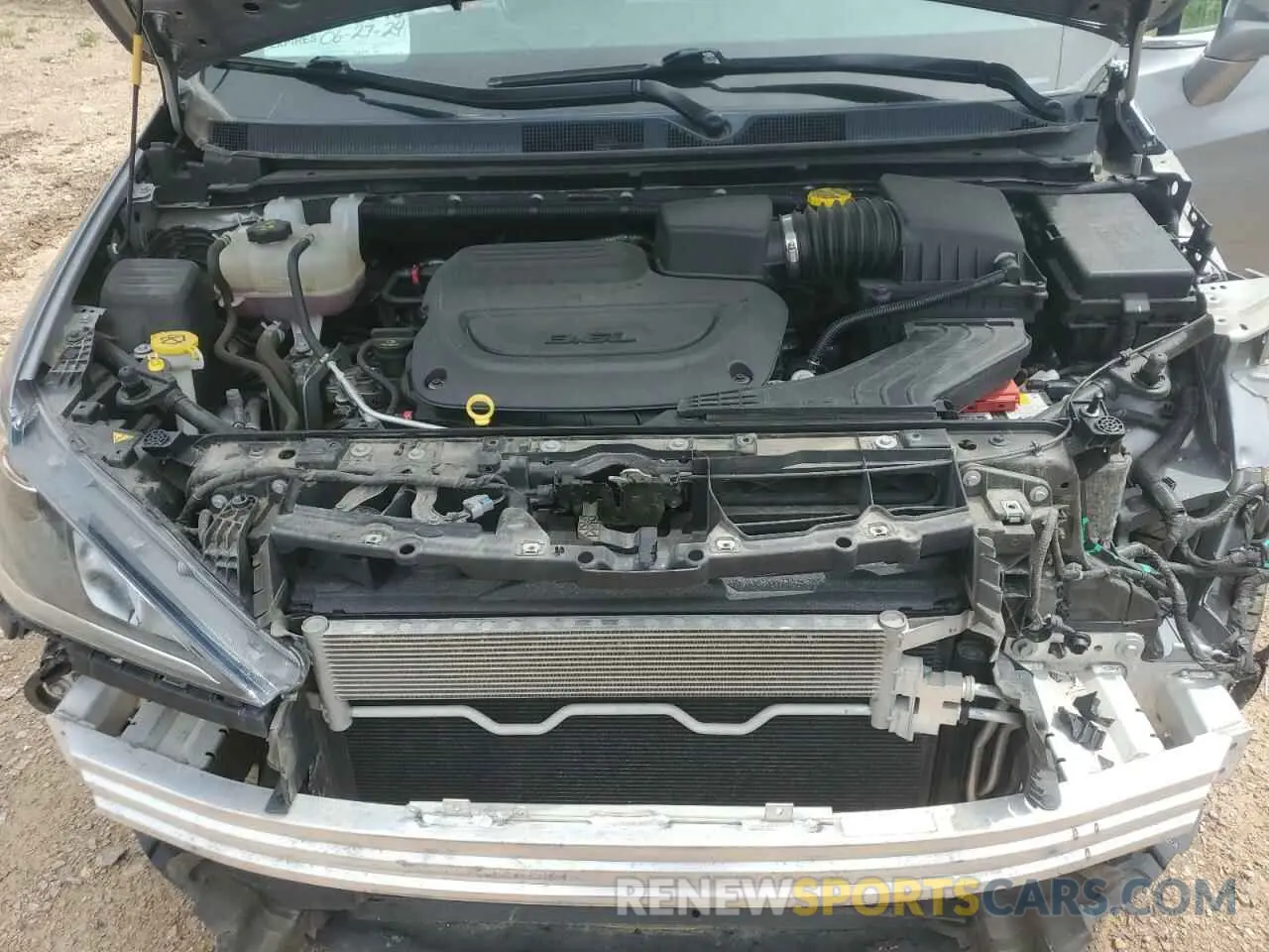 12 Photograph of a damaged car 2C4RC1GG5LR284775 CHRYSLER PACIFICA 2020