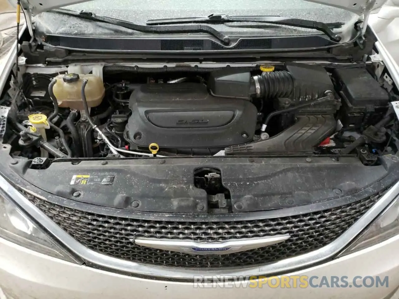 12 Photograph of a damaged car 2C4RC1GG6LR272019 CHRYSLER PACIFICA 2020
