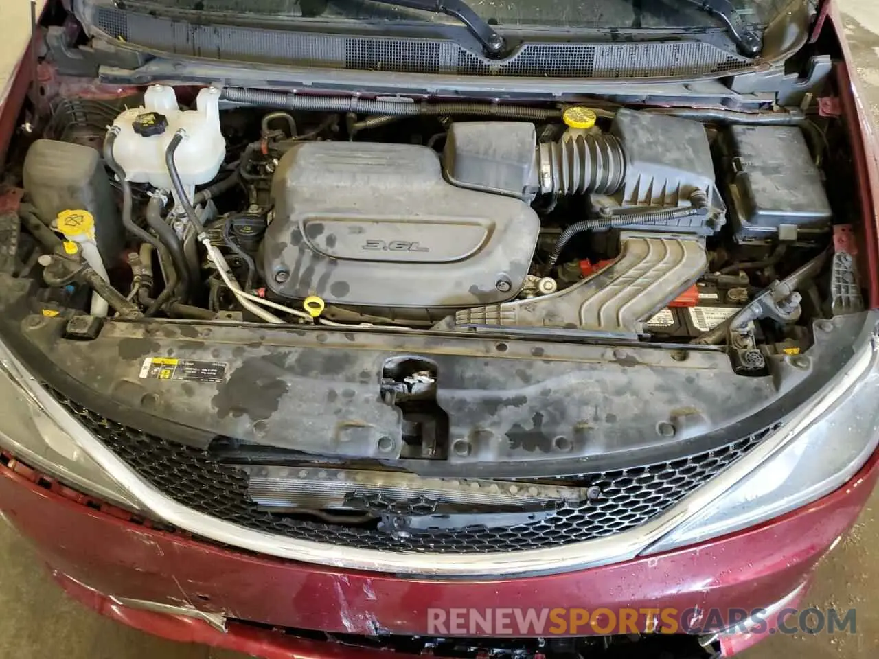12 Photograph of a damaged car 2C4RC1GG8LR204305 CHRYSLER PACIFICA 2020
