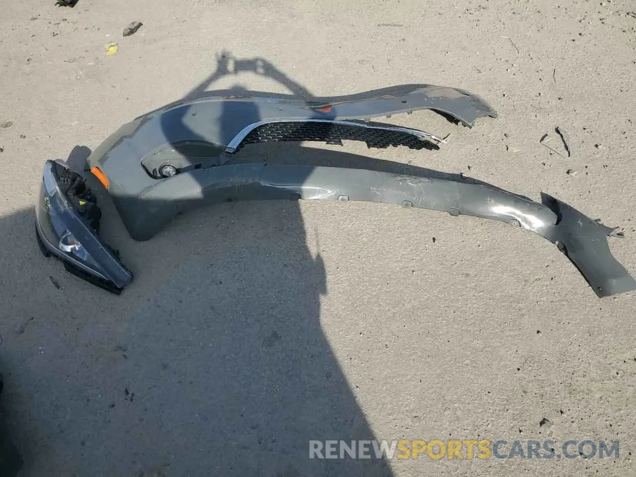 13 Photograph of a damaged car 2C4RC1GG9LR138931 CHRYSLER PACIFICA 2020