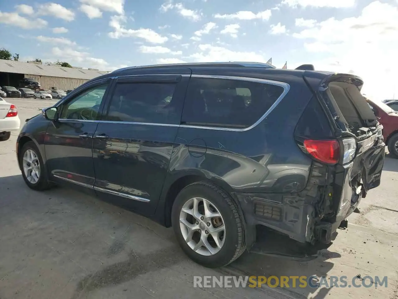 2 Photograph of a damaged car 2C4RC1GG9LR192374 CHRYSLER PACIFICA 2020