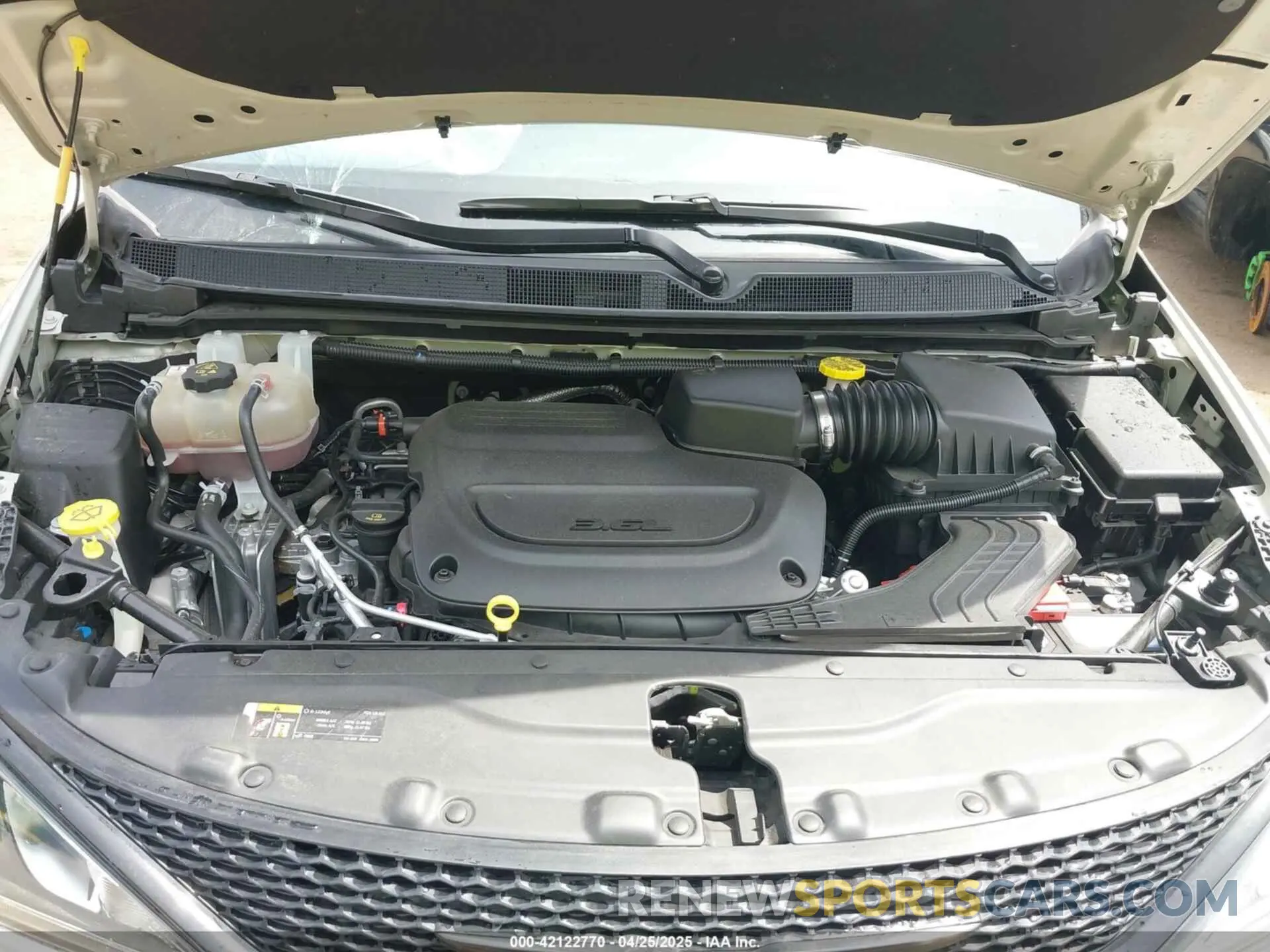 10 Photograph of a damaged car 2C4RC3BG6LR288952 CHRYSLER PACIFICA 2020