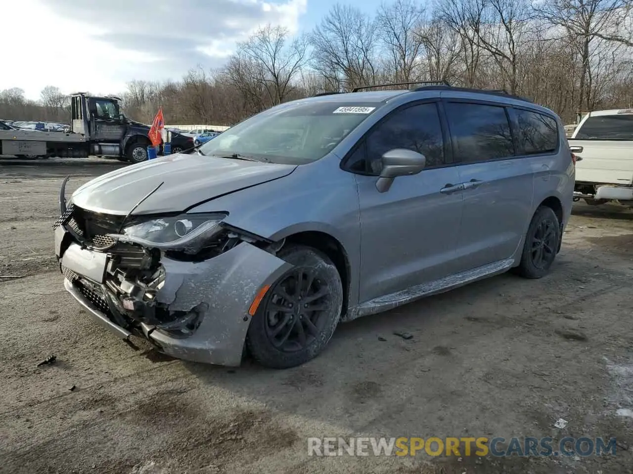 1 Photograph of a damaged car 2C4RC3BG7LR289222 CHRYSLER PACIFICA 2020