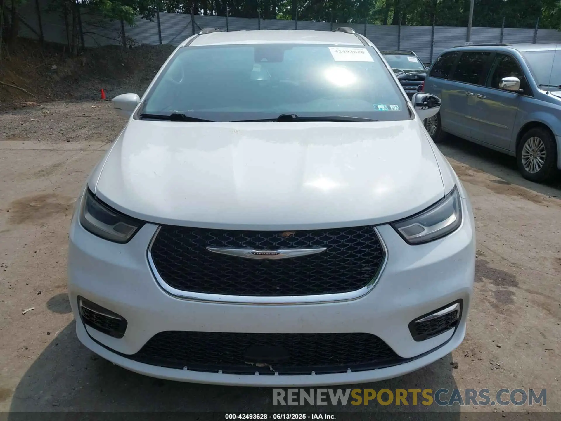 12 Photograph of a damaged car 2C4RC1BG1MR542458 CHRYSLER PACIFICA 2021
