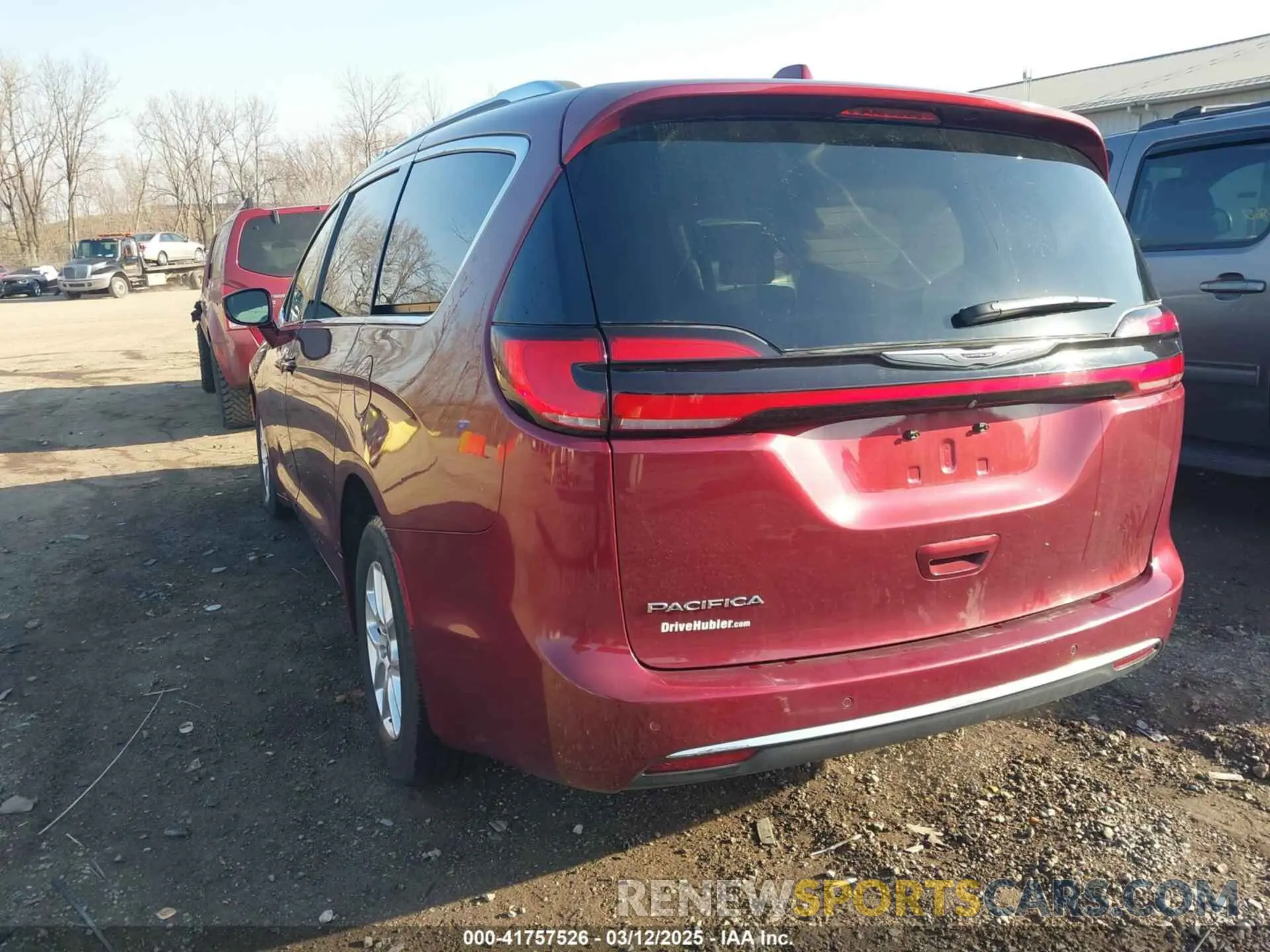 3 Photograph of a damaged car 2C4RC1BG1MR542816 CHRYSLER PACIFICA 2021