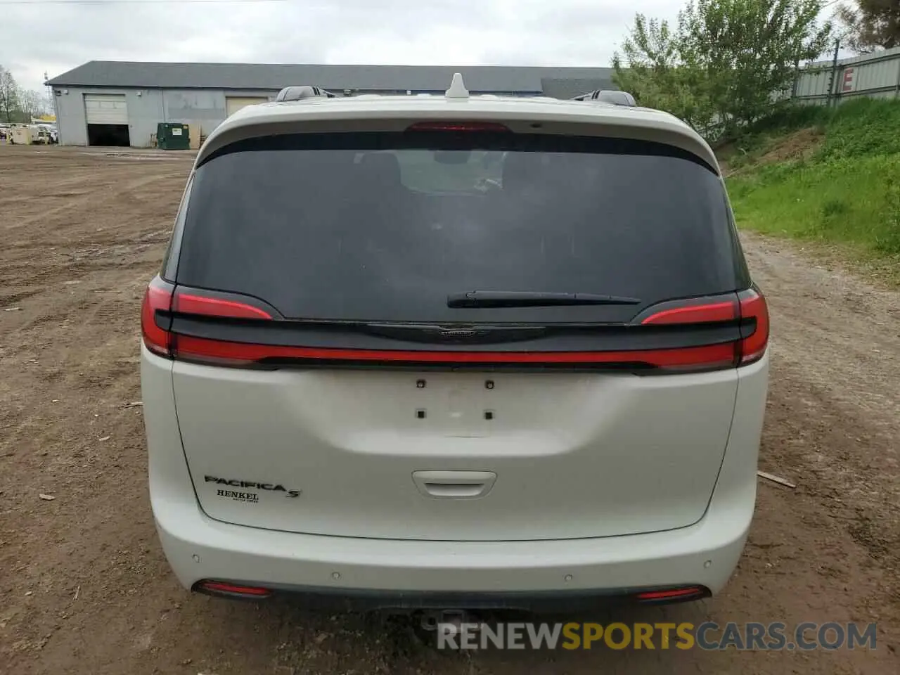 6 Photograph of a damaged car 2C4RC1BG1MR593703 CHRYSLER PACIFICA 2021