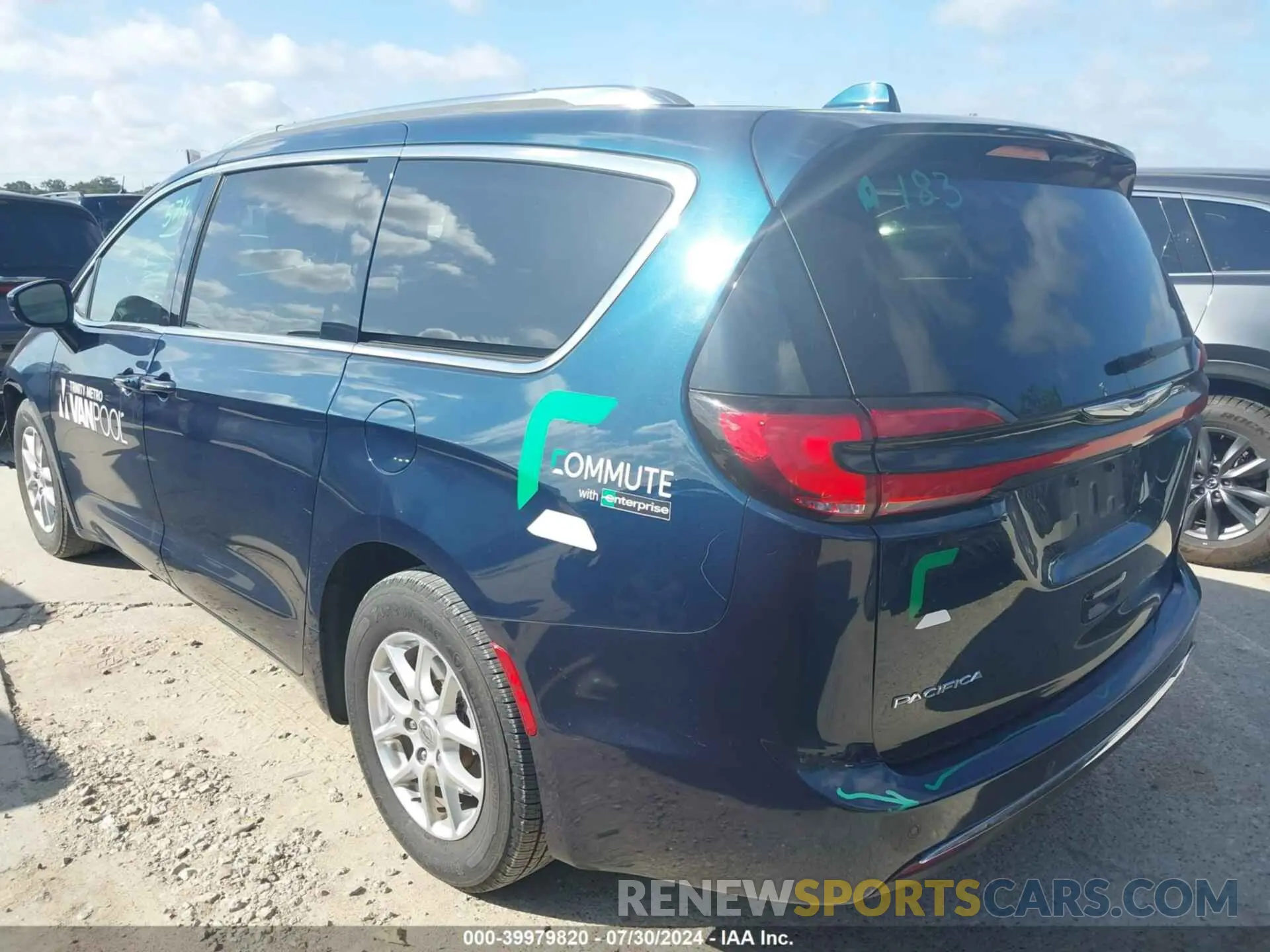 3 Photograph of a damaged car 2C4RC1BG1MR598206 CHRYSLER PACIFICA 2021