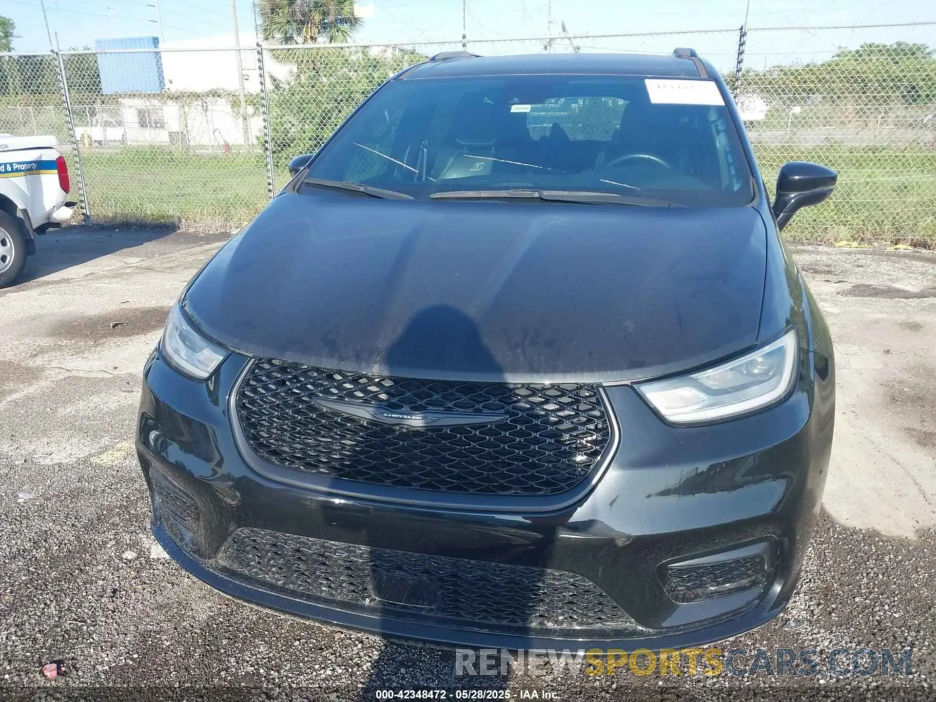 12 Photograph of a damaged car 2C4RC1BG2MR607995 CHRYSLER PACIFICA 2021