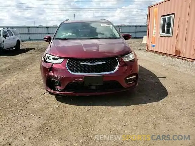 11 Photograph of a damaged car 2C4RC1BG3MR528173 CHRYSLER PACIFICA 2021