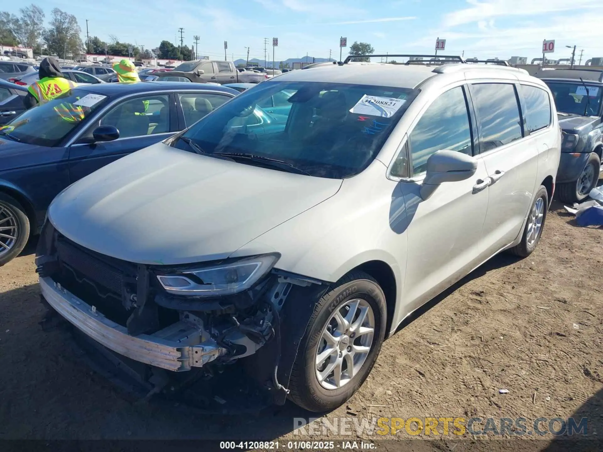2 Photograph of a damaged car 2C4RC1BG3MR528397 CHRYSLER PACIFICA 2021