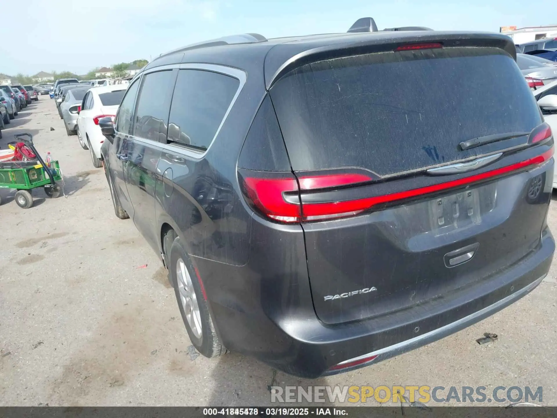 3 Photograph of a damaged car 2C4RC1BG3MR574490 CHRYSLER PACIFICA 2021