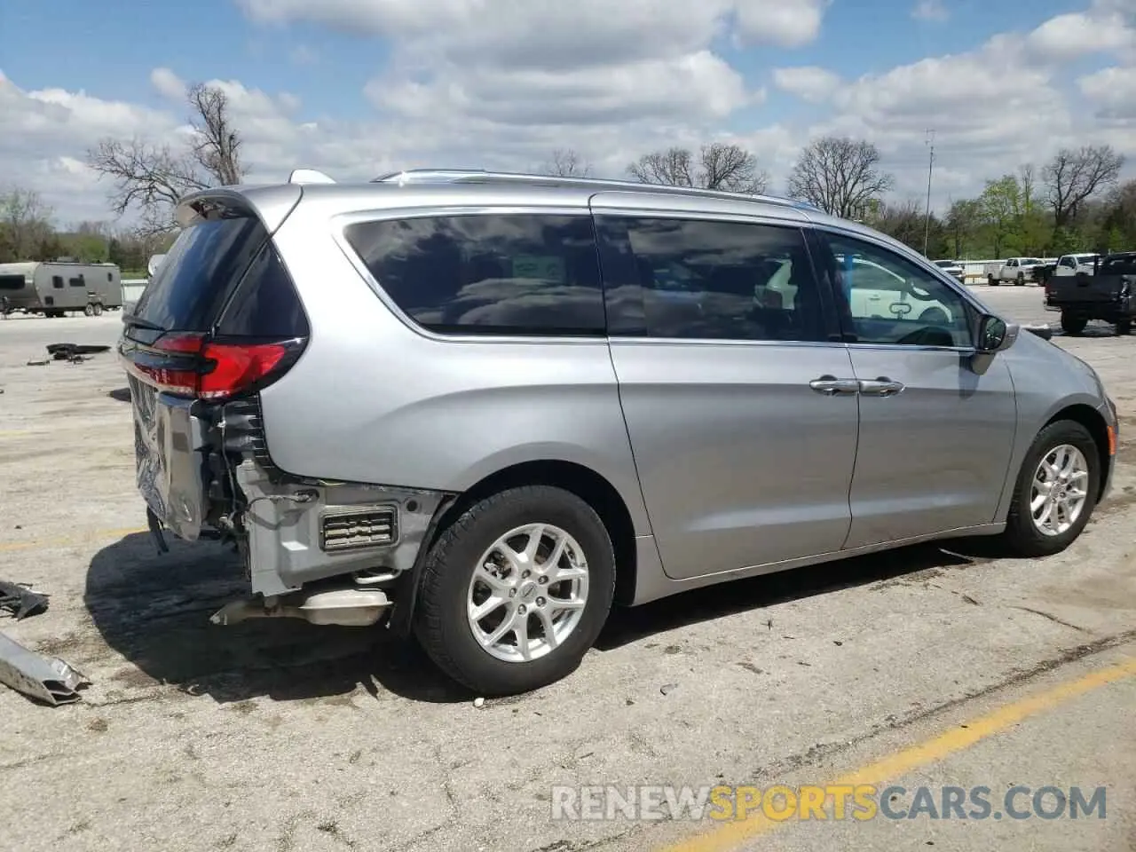 3 Photograph of a damaged car 2C4RC1BG3MR574988 CHRYSLER PACIFICA 2021