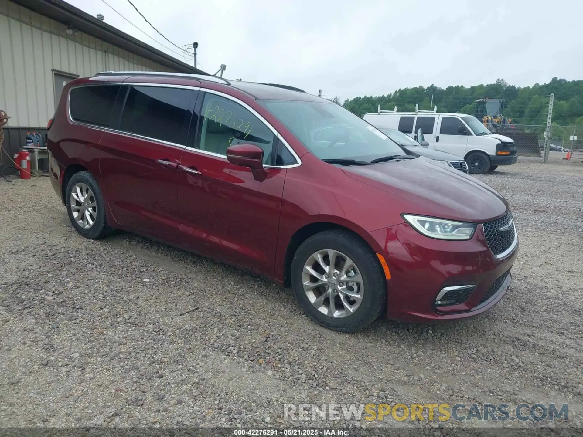 1 Photograph of a damaged car 2C4RC1BG4MR578113 CHRYSLER PACIFICA 2021