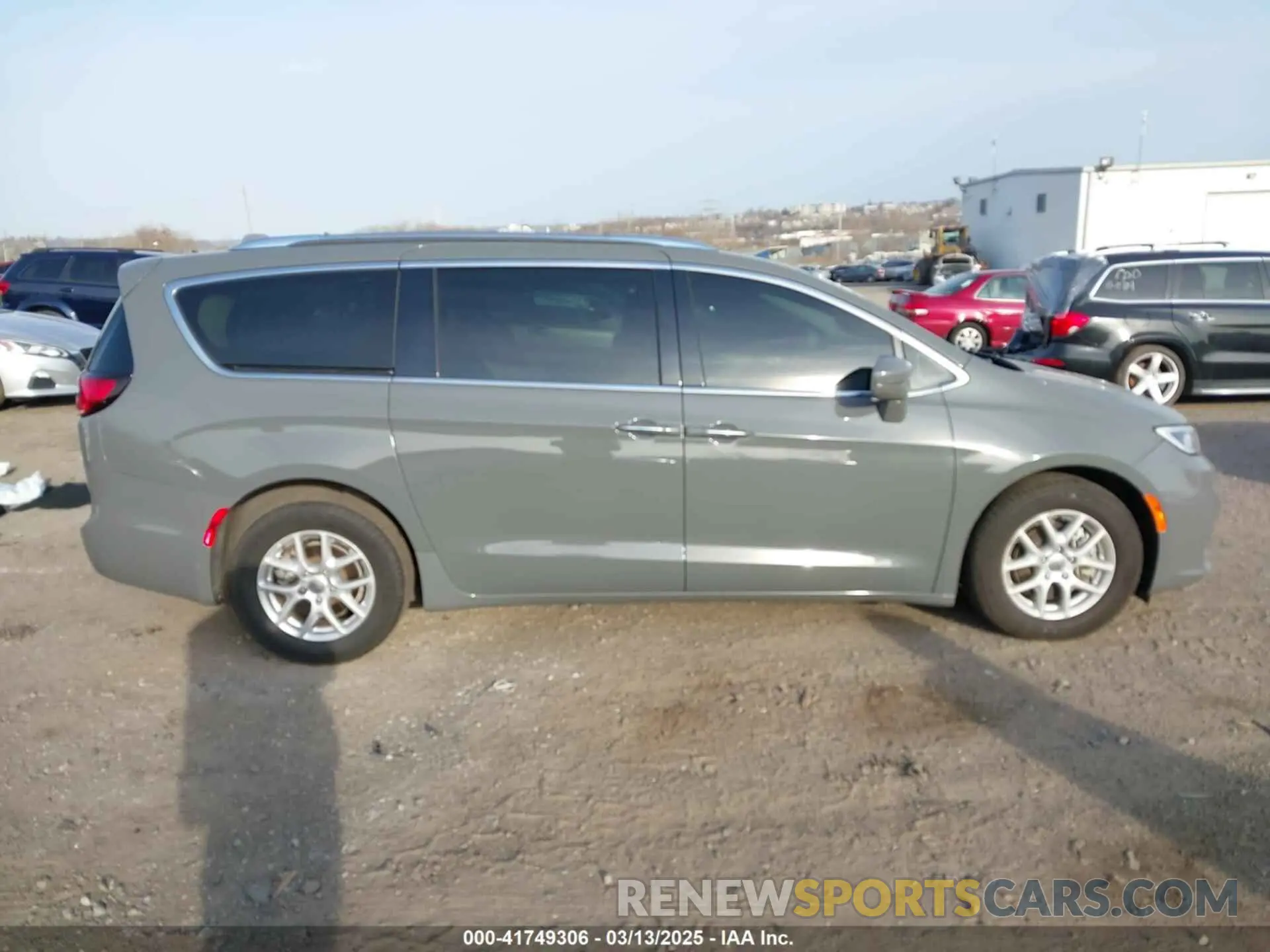 13 Photograph of a damaged car 2C4RC1BG4MR598328 CHRYSLER PACIFICA 2021