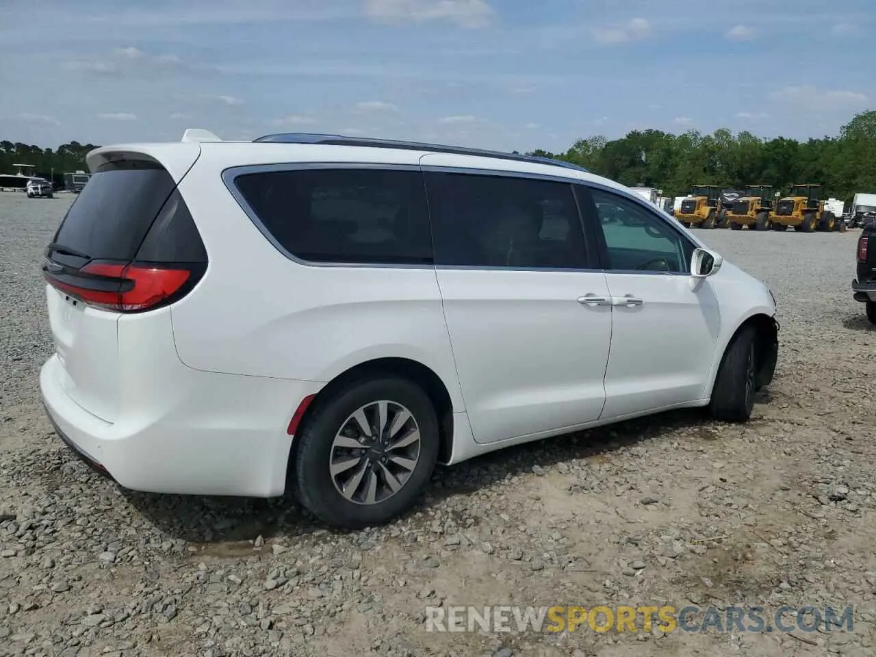3 Photograph of a damaged car 2C4RC1BG5MR503095 CHRYSLER PACIFICA 2021
