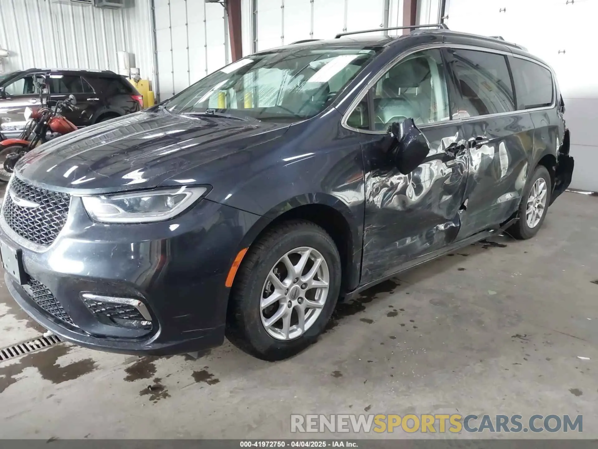 2 Photograph of a damaged car 2C4RC1BG5MR588987 CHRYSLER PACIFICA 2021