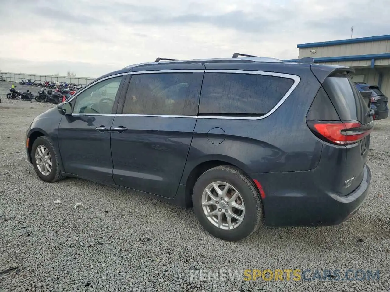 2 Photograph of a damaged car 2C4RC1BG5MR589041 CHRYSLER PACIFICA 2021