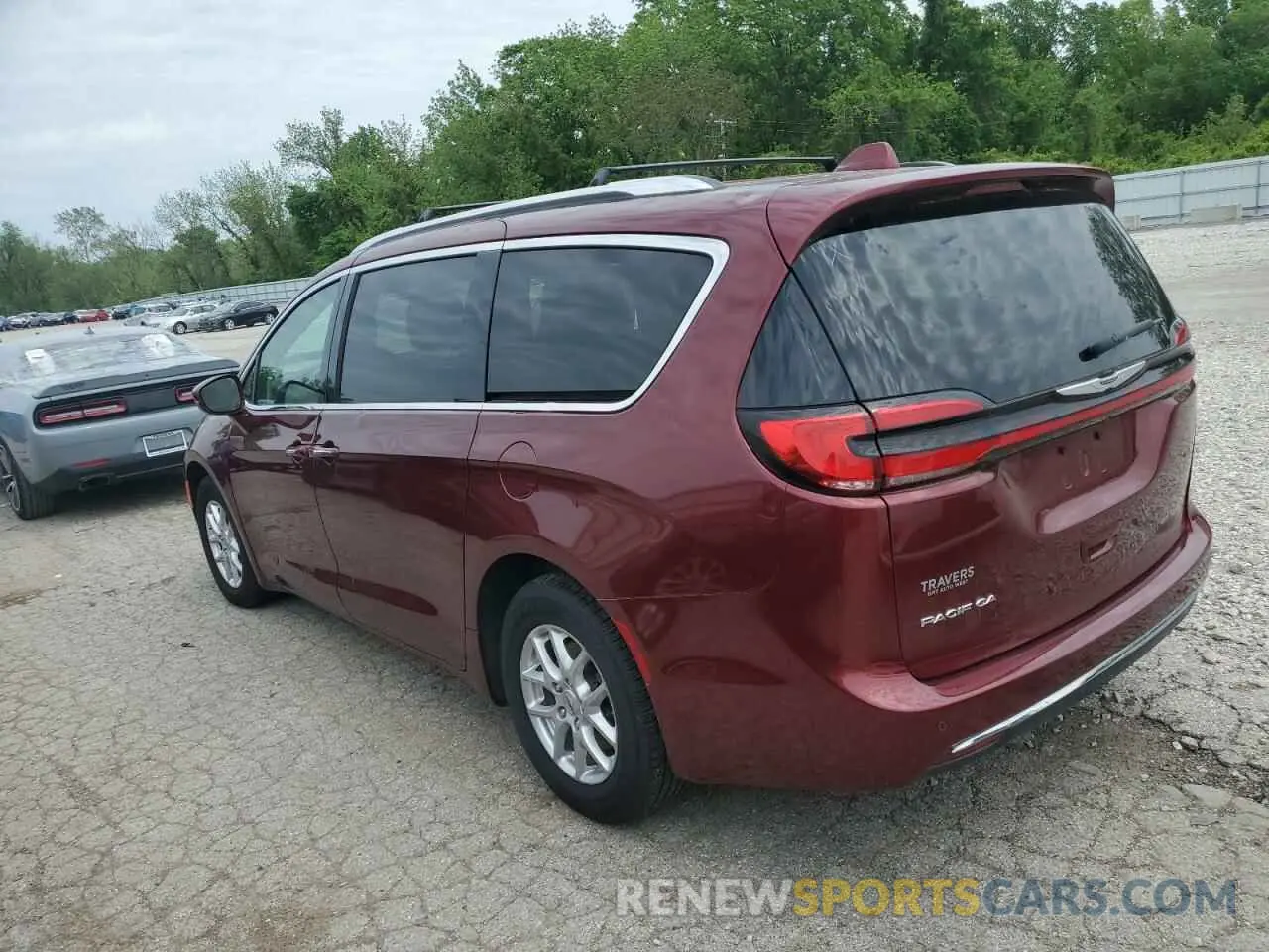 2 Photograph of a damaged car 2C4RC1BG6MR574757 CHRYSLER PACIFICA 2021
