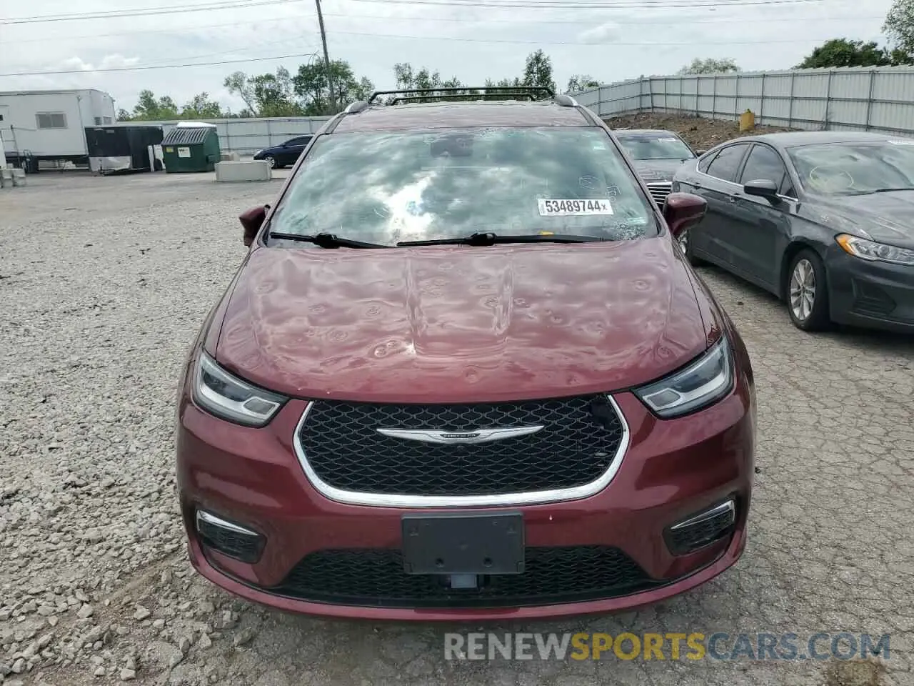 5 Photograph of a damaged car 2C4RC1BG6MR574757 CHRYSLER PACIFICA 2021
