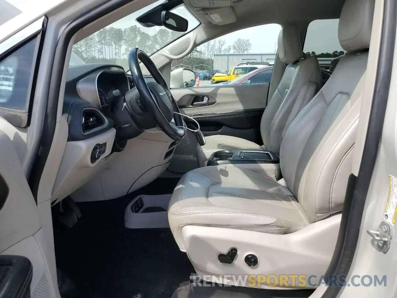7 Photograph of a damaged car 2C4RC1BG7MR515748 CHRYSLER PACIFICA 2021
