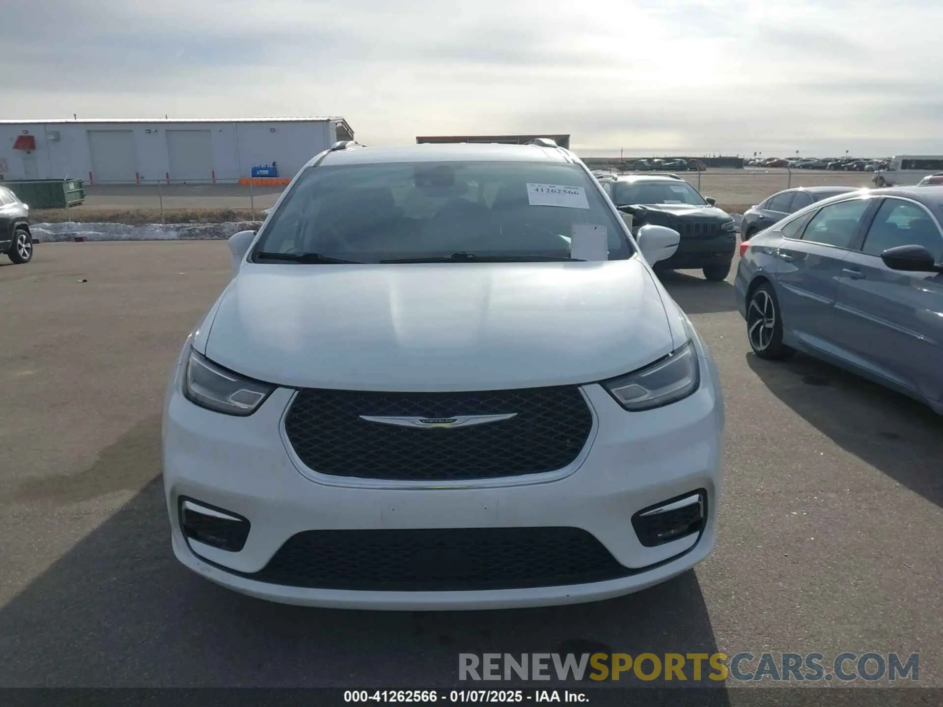 11 Photograph of a damaged car 2C4RC1BG7MR543484 CHRYSLER PACIFICA 2021