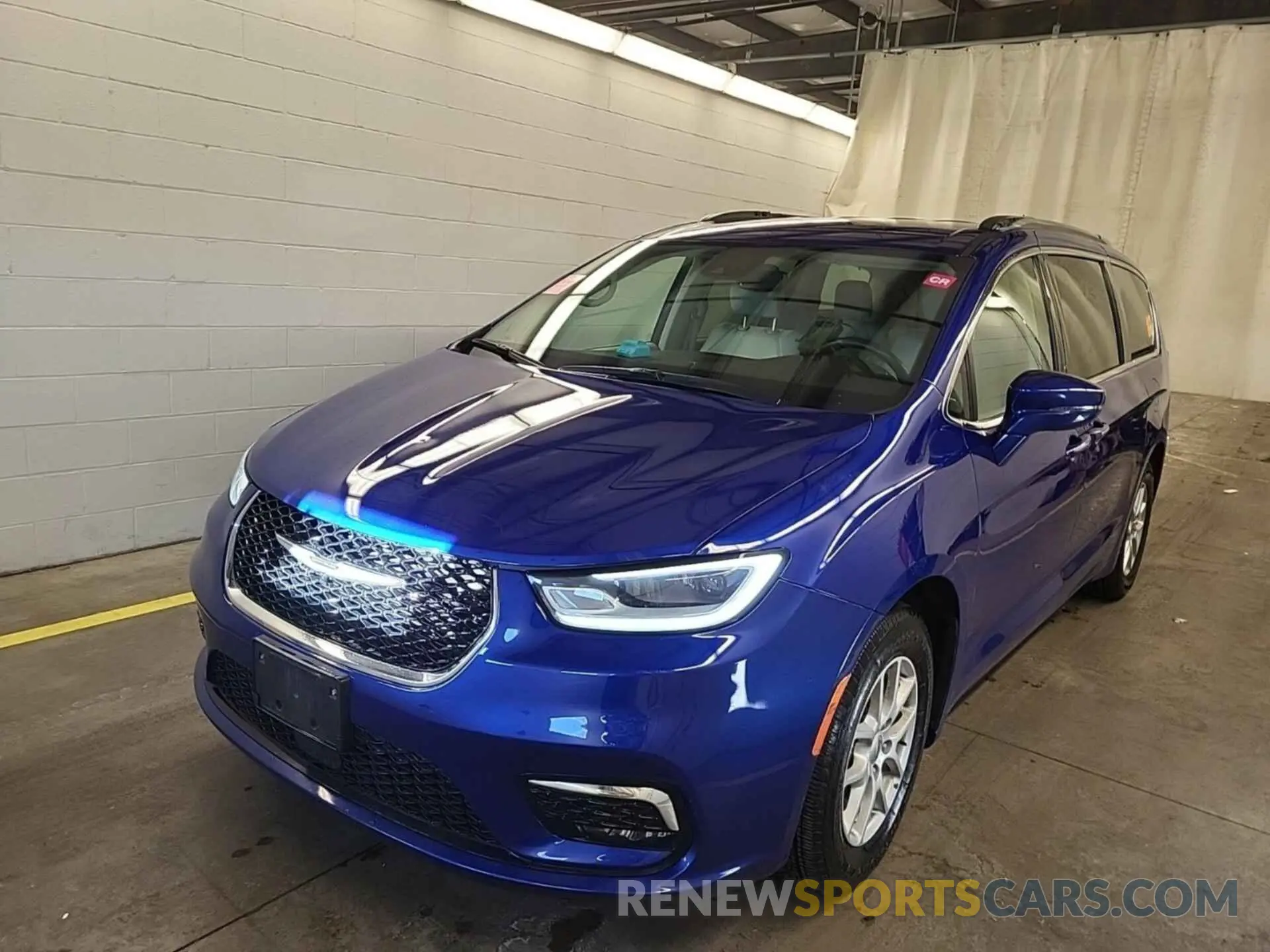 28 Photograph of a damaged car 2C4RC1BG7MR588165 CHRYSLER PACIFICA 2021
