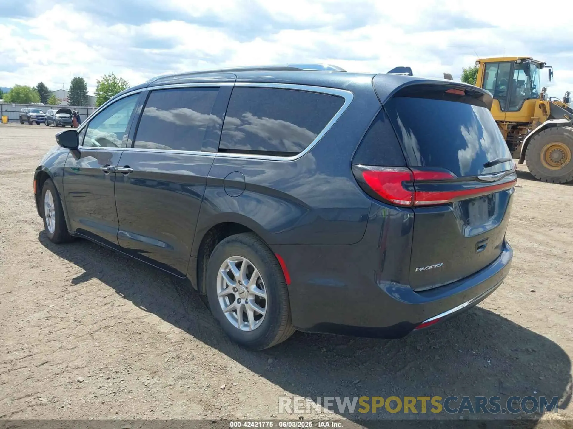 3 Photograph of a damaged car 2C4RC1BG7MR595956 CHRYSLER PACIFICA 2021
