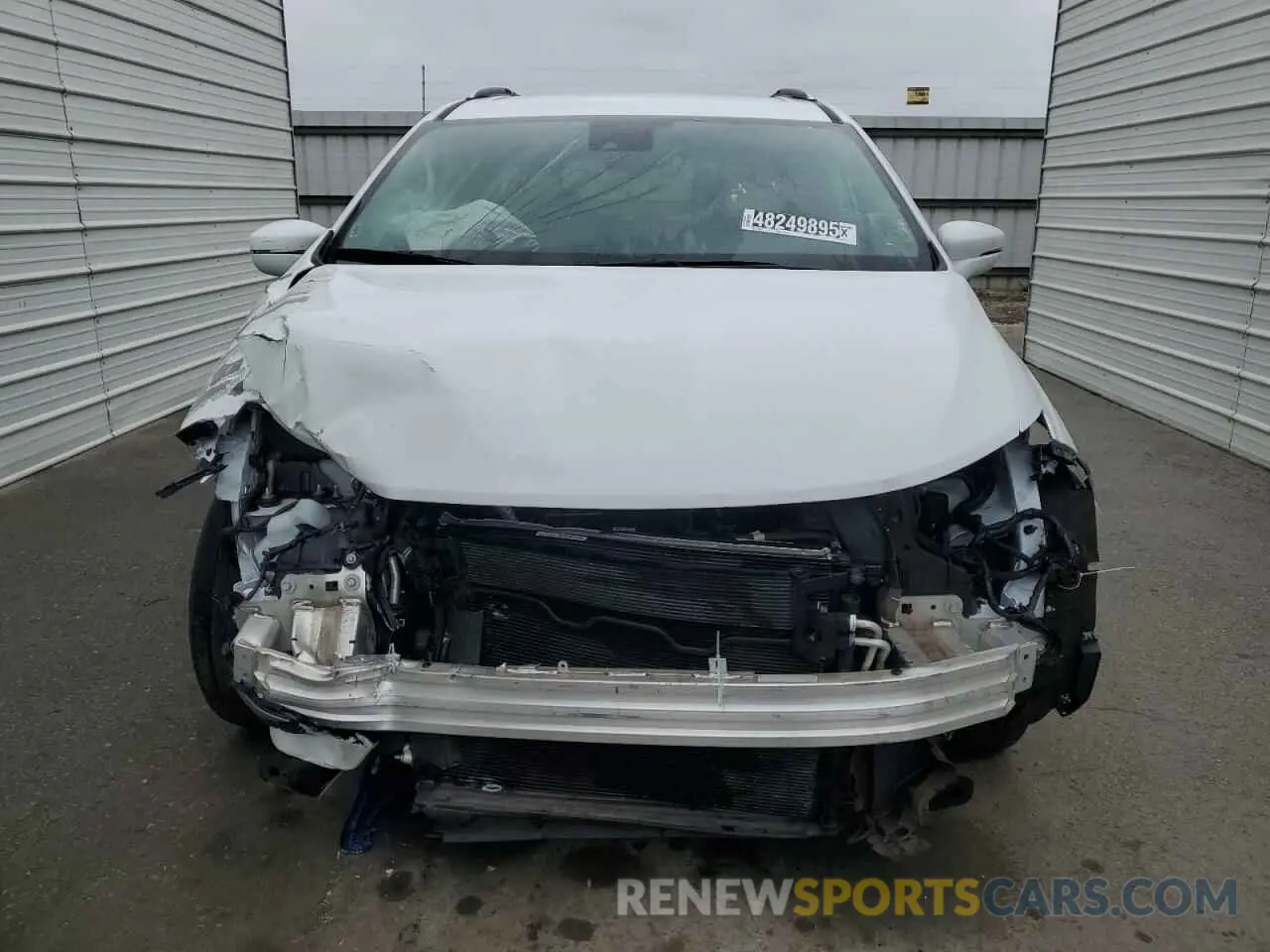 5 Photograph of a damaged car 2C4RC1BG7MR606731 CHRYSLER PACIFICA 2021