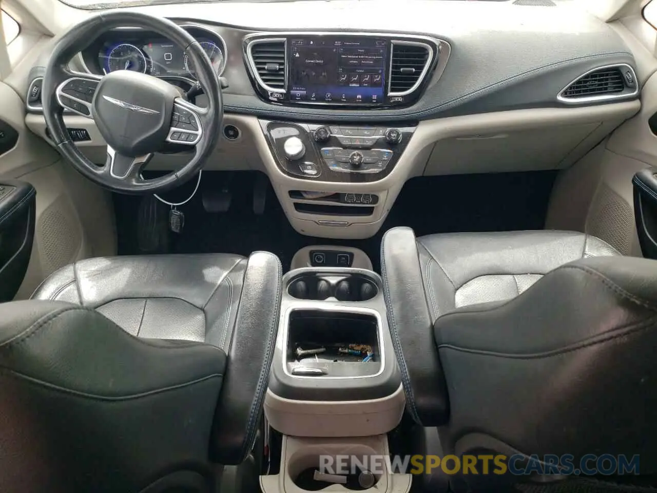 8 Photograph of a damaged car 2C4RC1BG8MR531585 CHRYSLER PACIFICA 2021