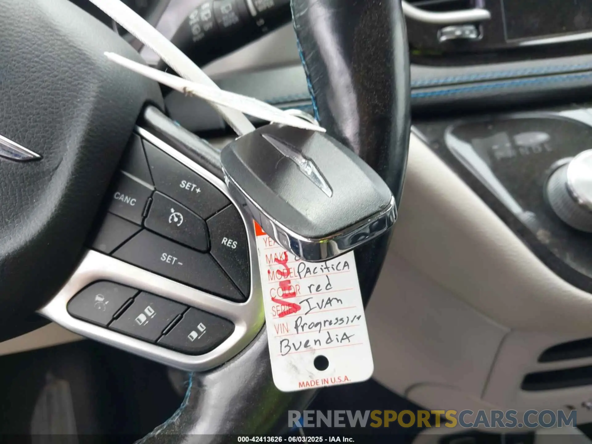 11 Photograph of a damaged car 2C4RC1BG8MR547060 CHRYSLER PACIFICA 2021