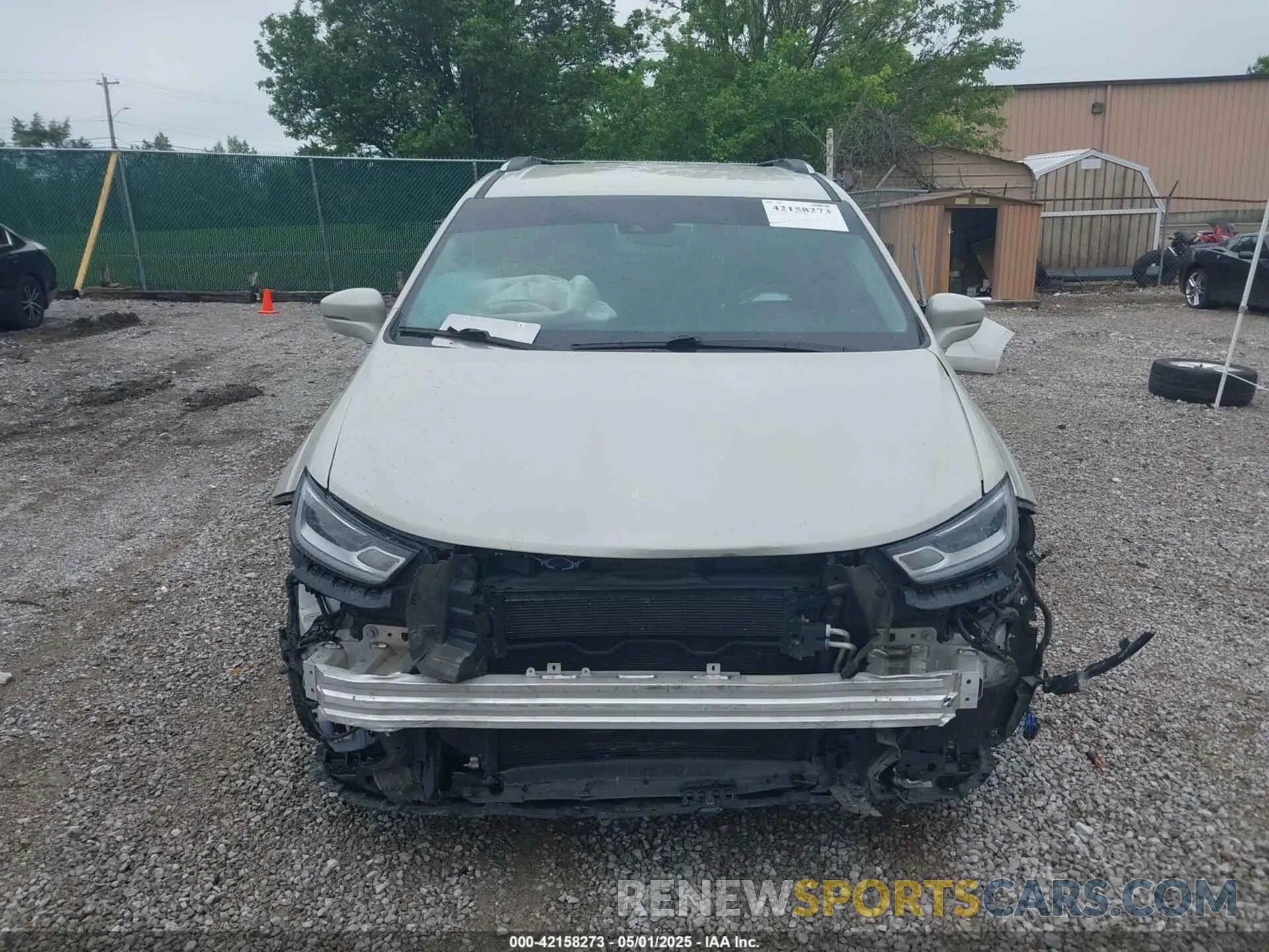 12 Photograph of a damaged car 2C4RC1BG8MR590961 CHRYSLER PACIFICA 2021