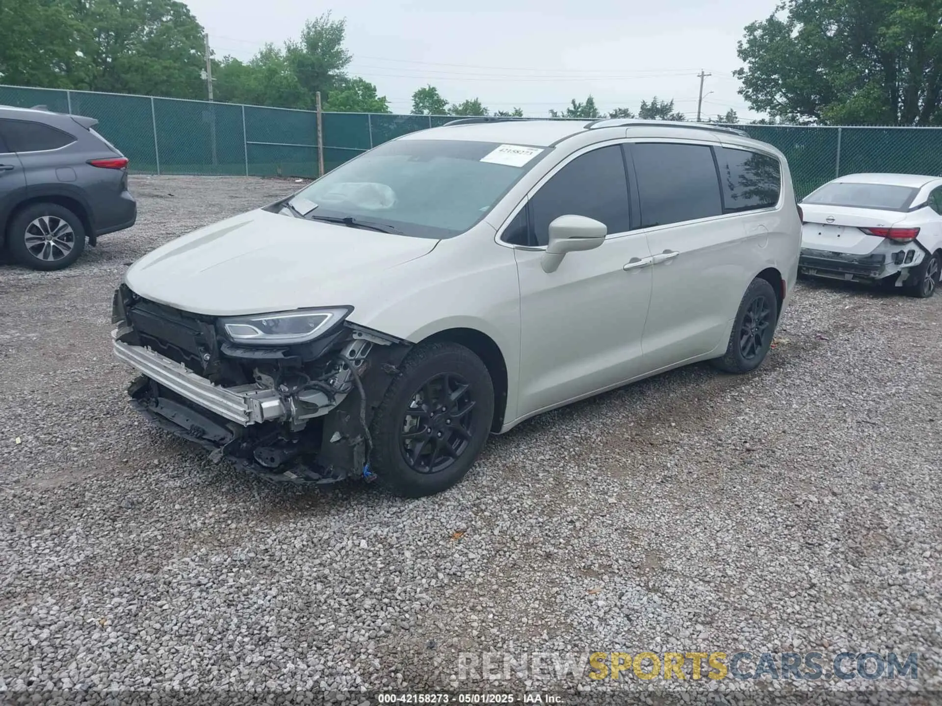 2 Photograph of a damaged car 2C4RC1BG8MR590961 CHRYSLER PACIFICA 2021